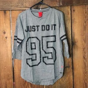Nike 3/4 sleeve shirt